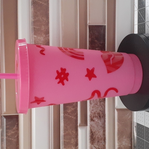 👜$3 - Funky pink cup. New for cold drinks only. - Picture 4 of 10